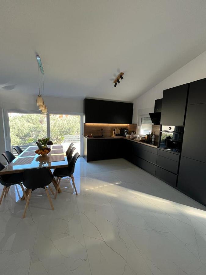 Luxury Villa Lana Apt, Seaview Terrace, Large Outdoor Space, Bbq Trogir Exterior photo